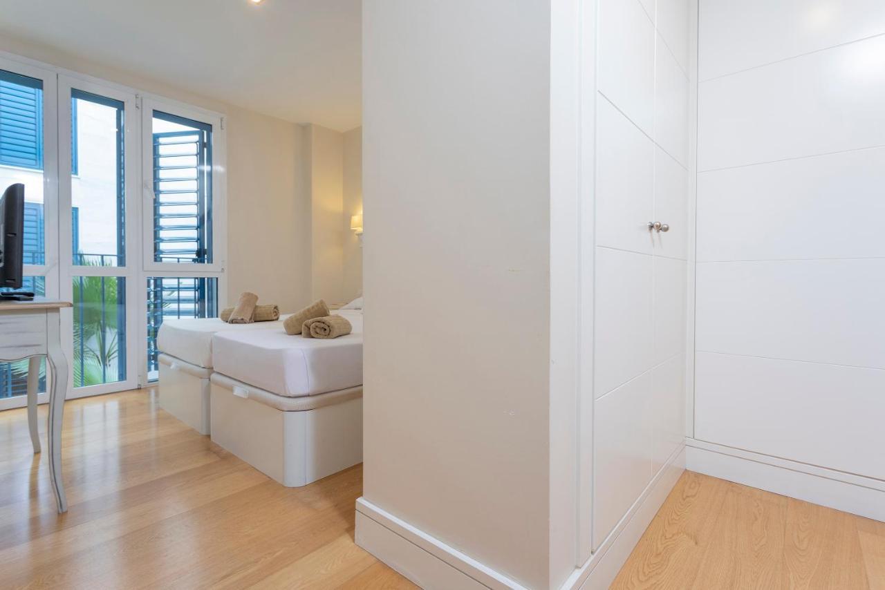 Acogedor Apartamento Junto A La Catedral By Rent Me Málaga Eksteriør billede