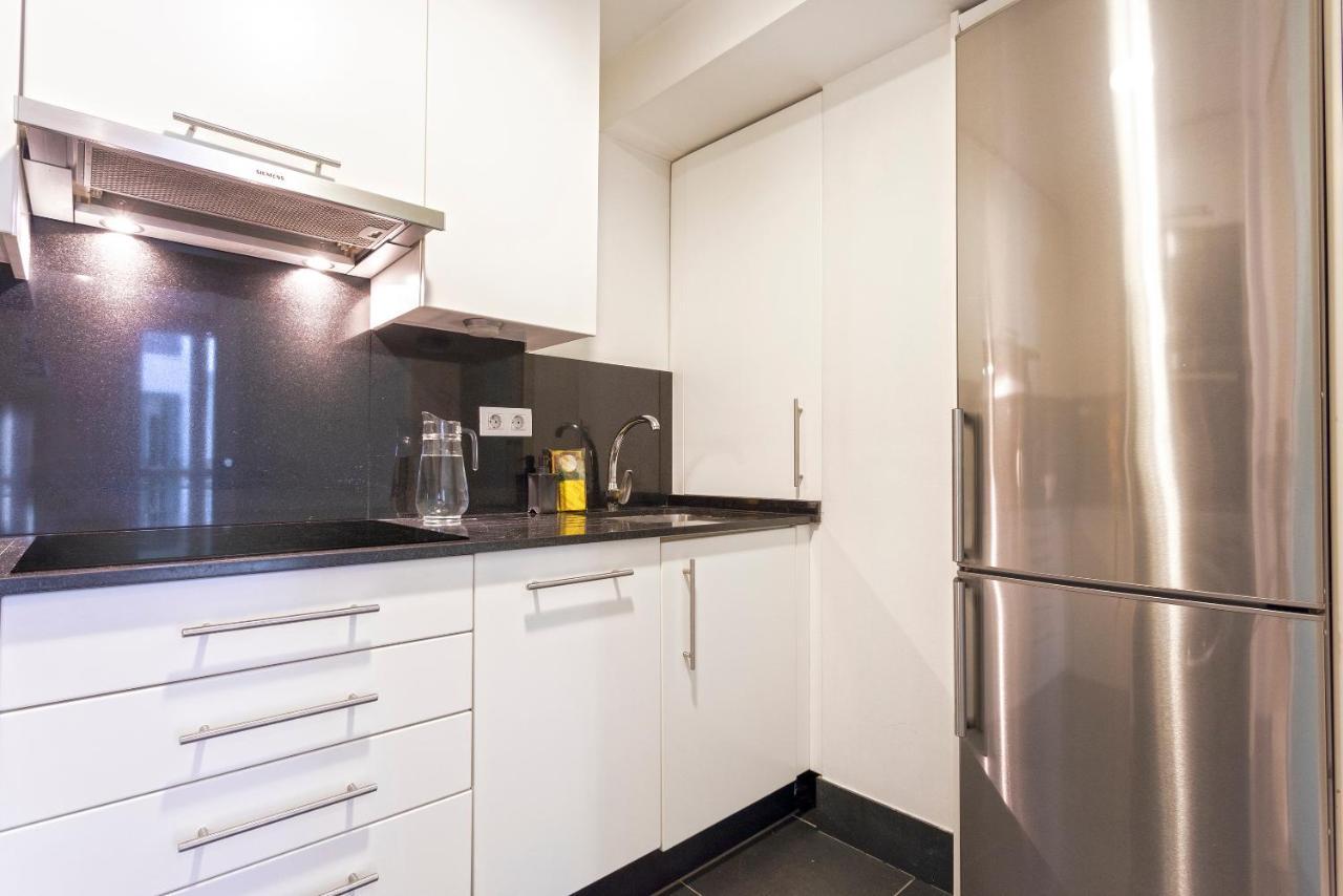 Acogedor Apartamento Junto A La Catedral By Rent Me Málaga Eksteriør billede